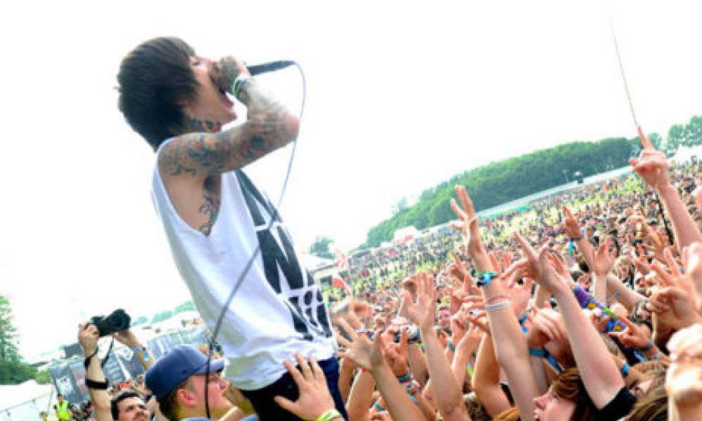 Article image for Oli Sykes’s, singer from Bring Me The Horizon, identity stolen to lure teen girl into horiffic attac